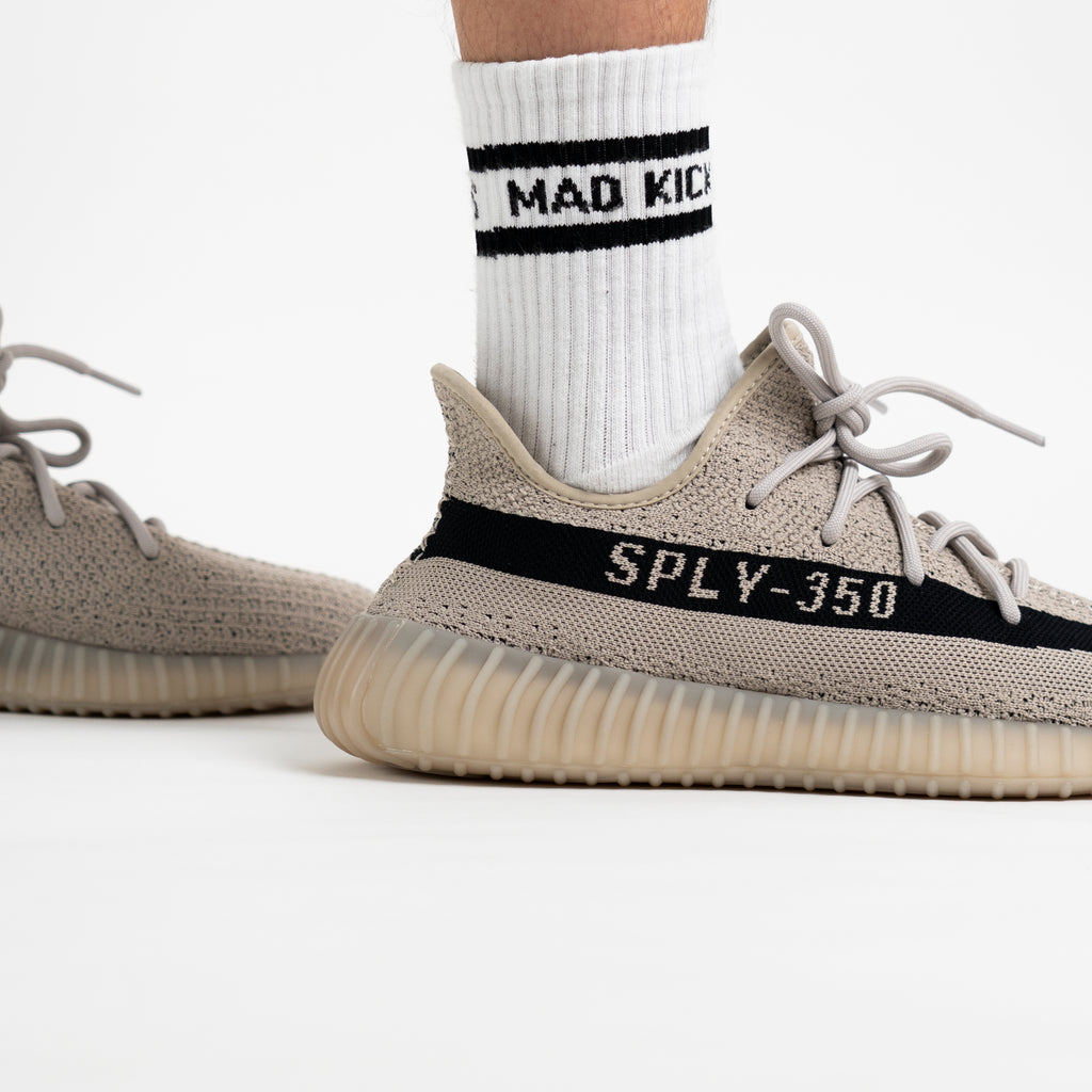 Mad Kicks | Buy And Sell Premium Sneakers, Streetwear And Accessories