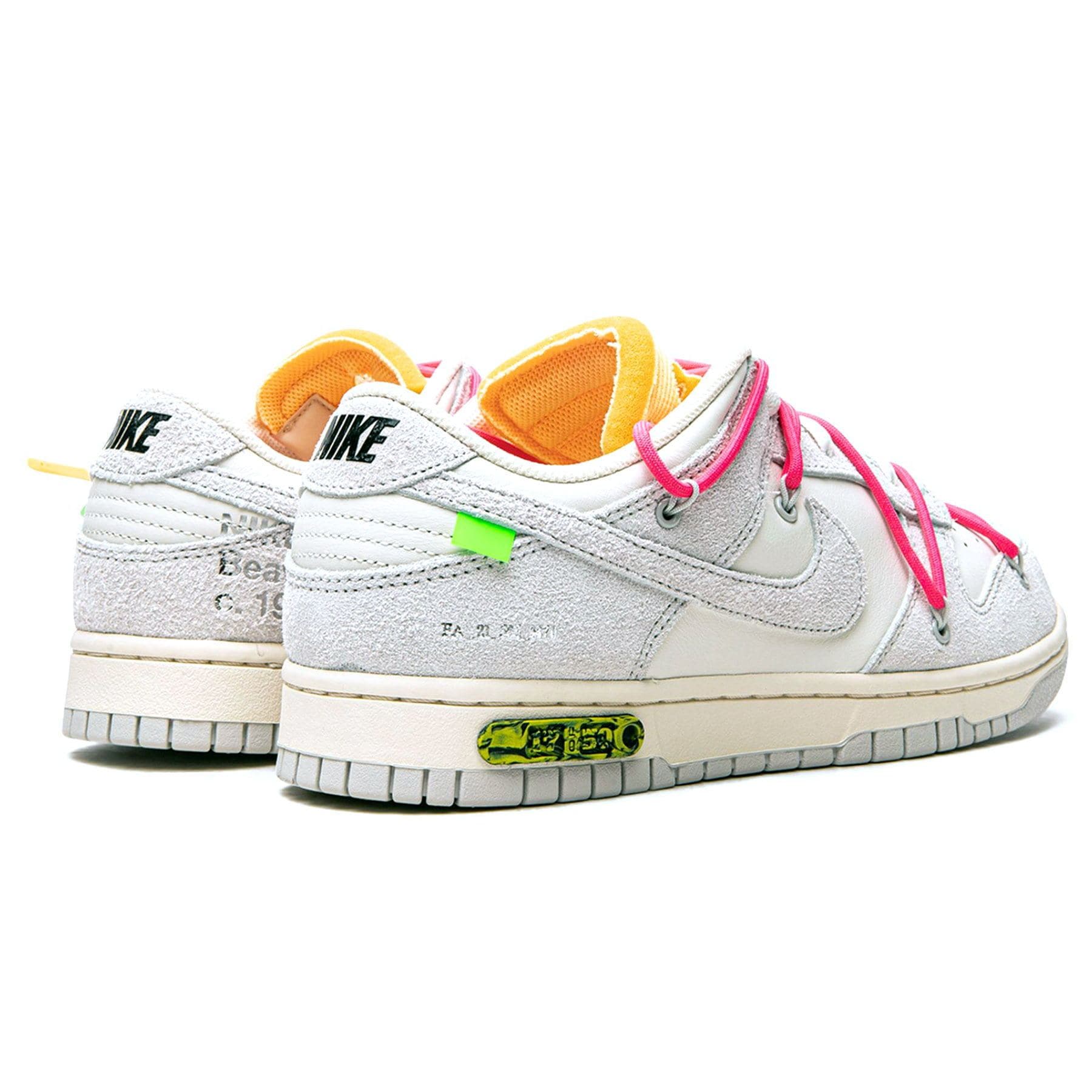 OFF-WHITE × NIKE DUNK LOW Lot 17